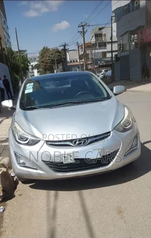 Hyundai Avante 2014 Silver