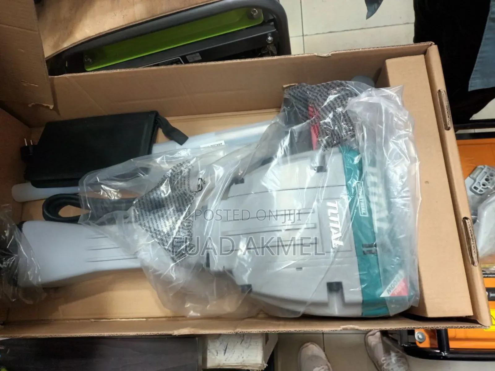 Total Jack Hammer 2200 Watt