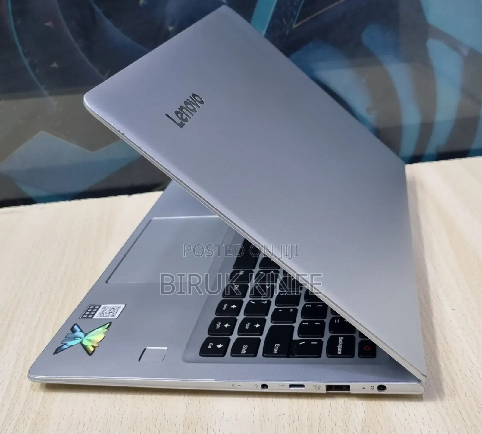 New Laptop Lenovo Ideapad 3 8GB Intel Core I7 SSD 256GB