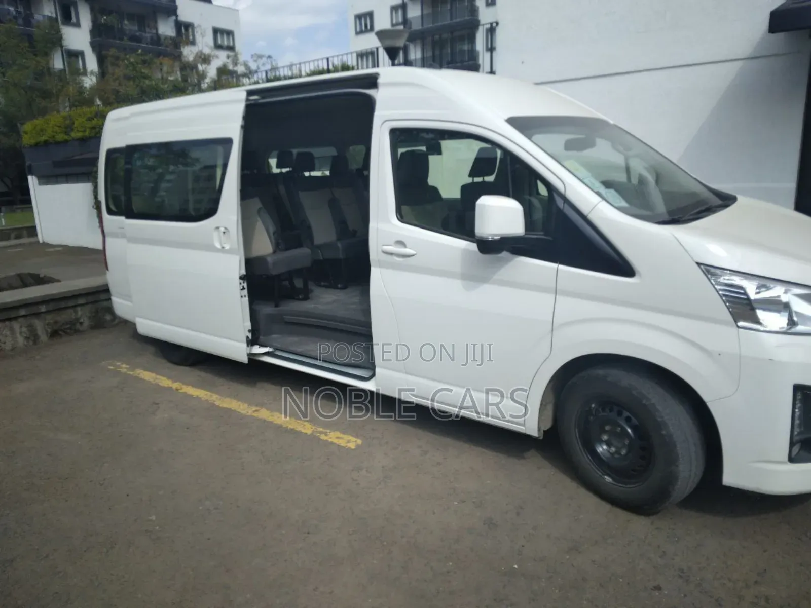 Toyota HiAce 2023 White