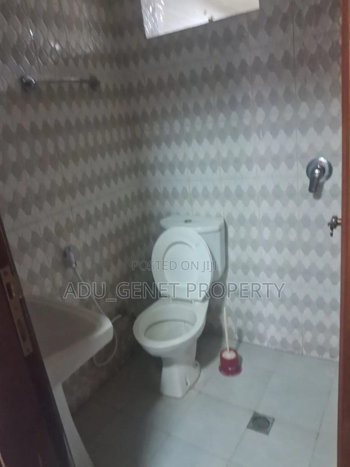 Furnished 3bdrm Condo in አባዶ, Yeka for sale