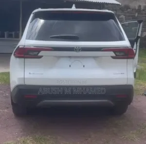 New Toyota Grand Highlander Hybrid 2025 White