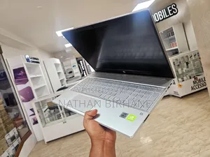 New Laptop HP 15 16GB Intel Core I7 SSD 512GB