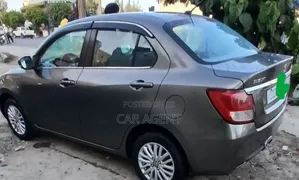 Suzuki Dzire 2022 Silver