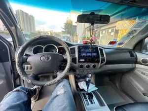 Toyota Tacoma 2007 Silver