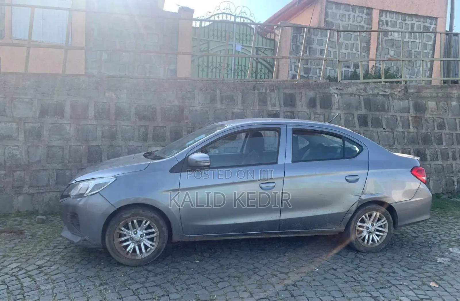 Mitsubishi Attrage 2020 Silver