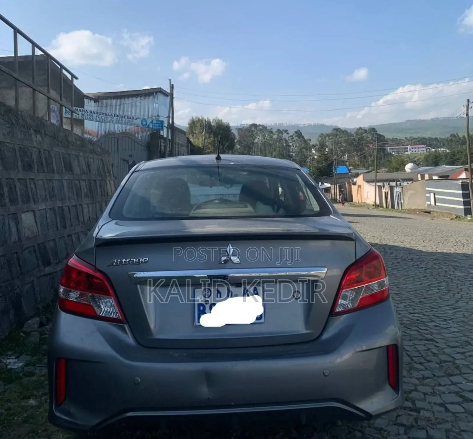 Mitsubishi Attrage 2020 Silver