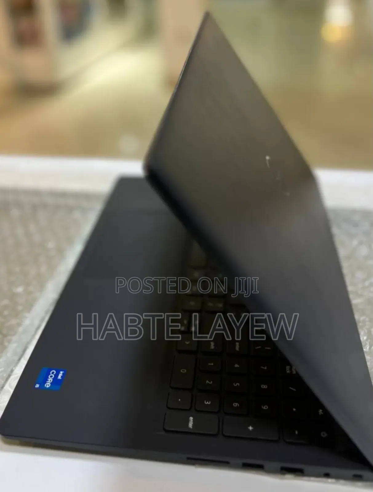 New Laptop Dell Vostro 3520 16GB Intel Core I5 SSD 512GB