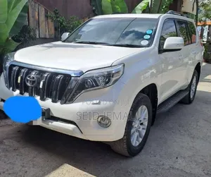 Toyota Land Cruiser Prado 2015 White