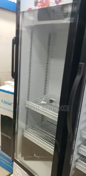 Orbit Display Refrigerator