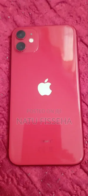 Photo - Apple iPhone 11 64 GB Red