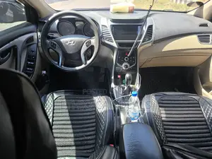 Hyundai Elantra Sport PZEV 4dr Sedan (2.0L 4cyl 6A) 2015 Brown