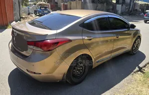 Hyundai Elantra 2015 Brown