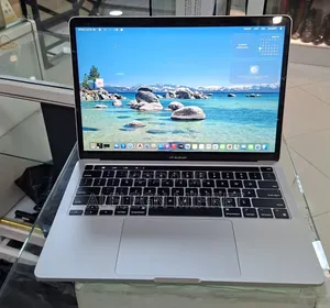 New Laptop Apple MacBook Air 2022 M2 8GB Apple M2 SSD 512GB