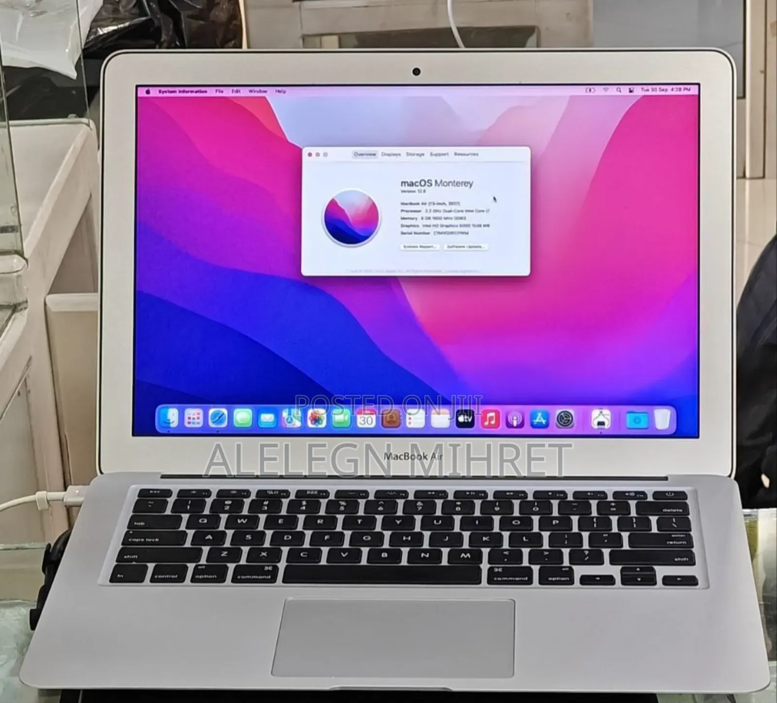 New Laptop Apple MacBook Air 2017 8GB Intel Core I5 SSD 256GB