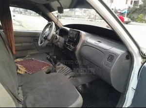 Nissan Navara 2008 White