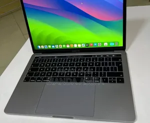 New Laptop Apple MacBook Pro 2019 8GB Intel Core I5 SSD 128GB