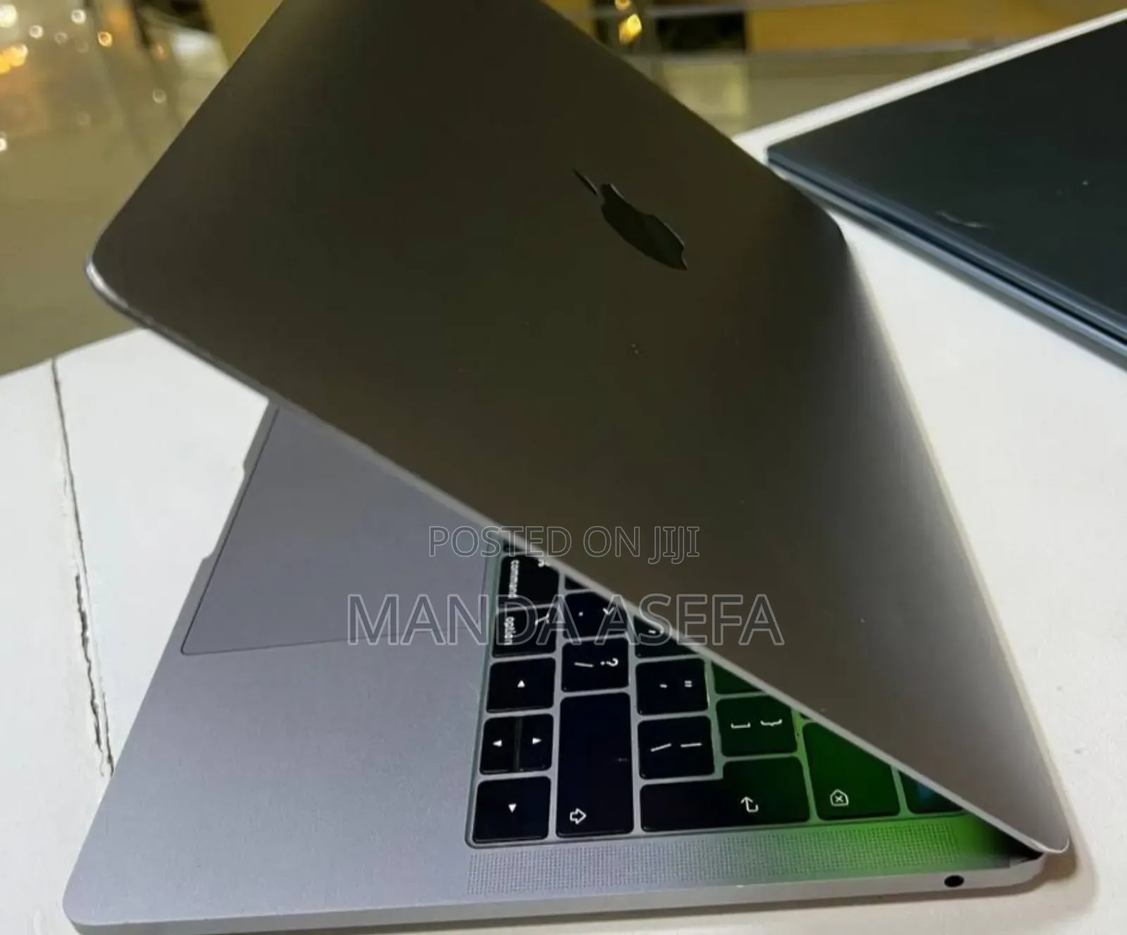 New Laptop Apple MacBook Pro 2019 8GB Intel Core I5 SSD 128GB