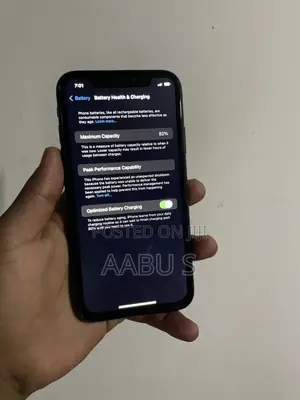 Apple XR 64 GB Black