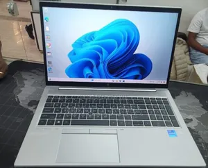 New Laptop HP EliteBook 850 G8 16GB Intel Core I7 SSD 512GB