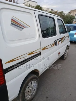 Photo - Suzuki Eeco 2024 White