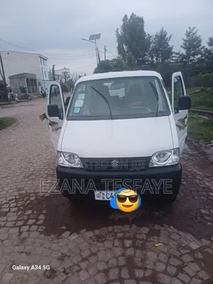 Suzuki Eeco 2024 White