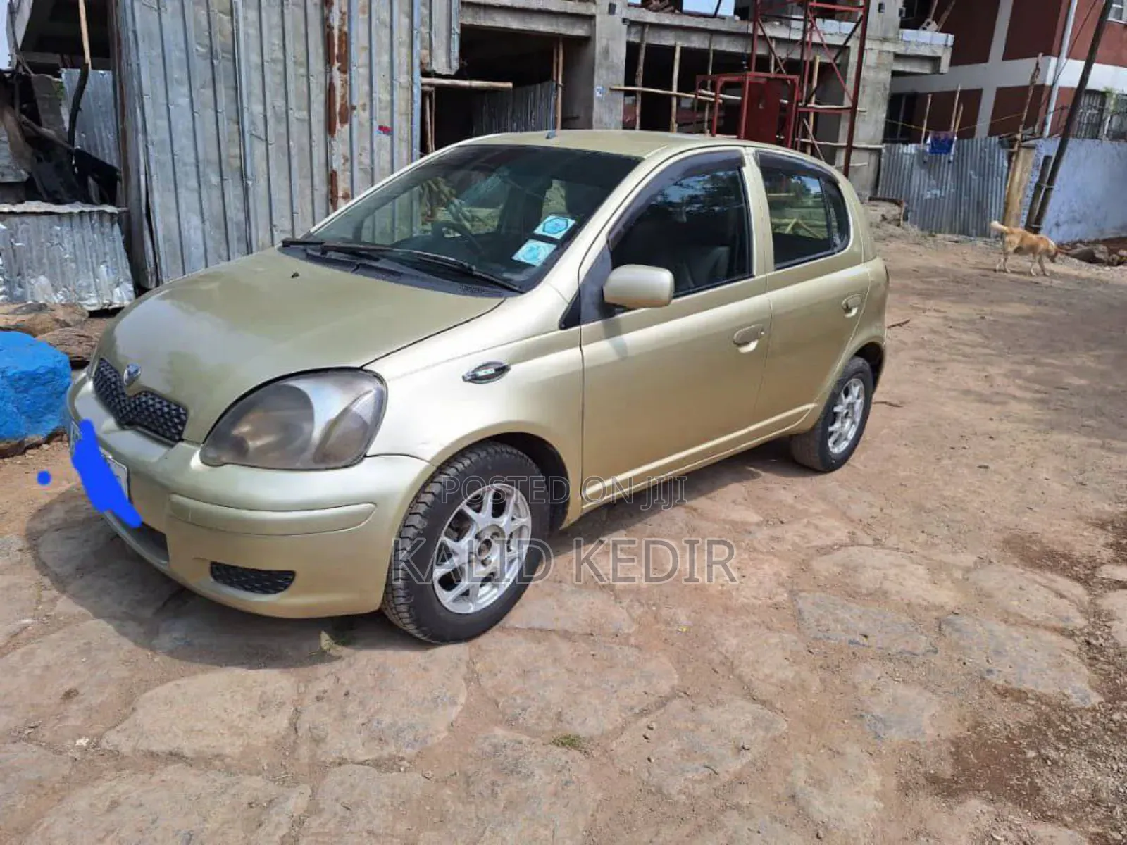 Toyota Vitz 2002 Gold