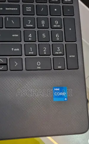 New Laptop HP Stream Notebook 8GB Intel Core I5 SSD 1T