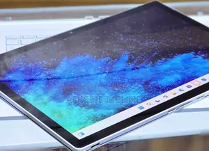 New Laptop Microsoft Surface Book 2 8GB Intel Core I5 SSD 256GB