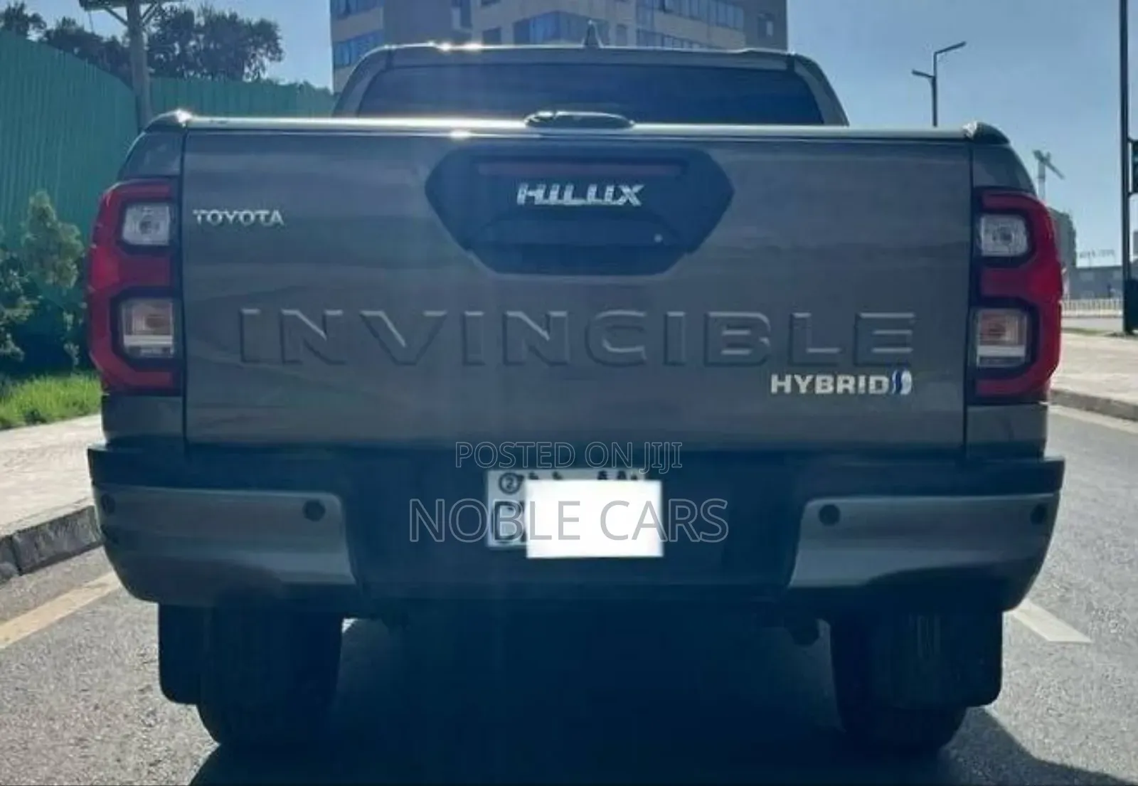 Toyota Hilux 2024 Gray