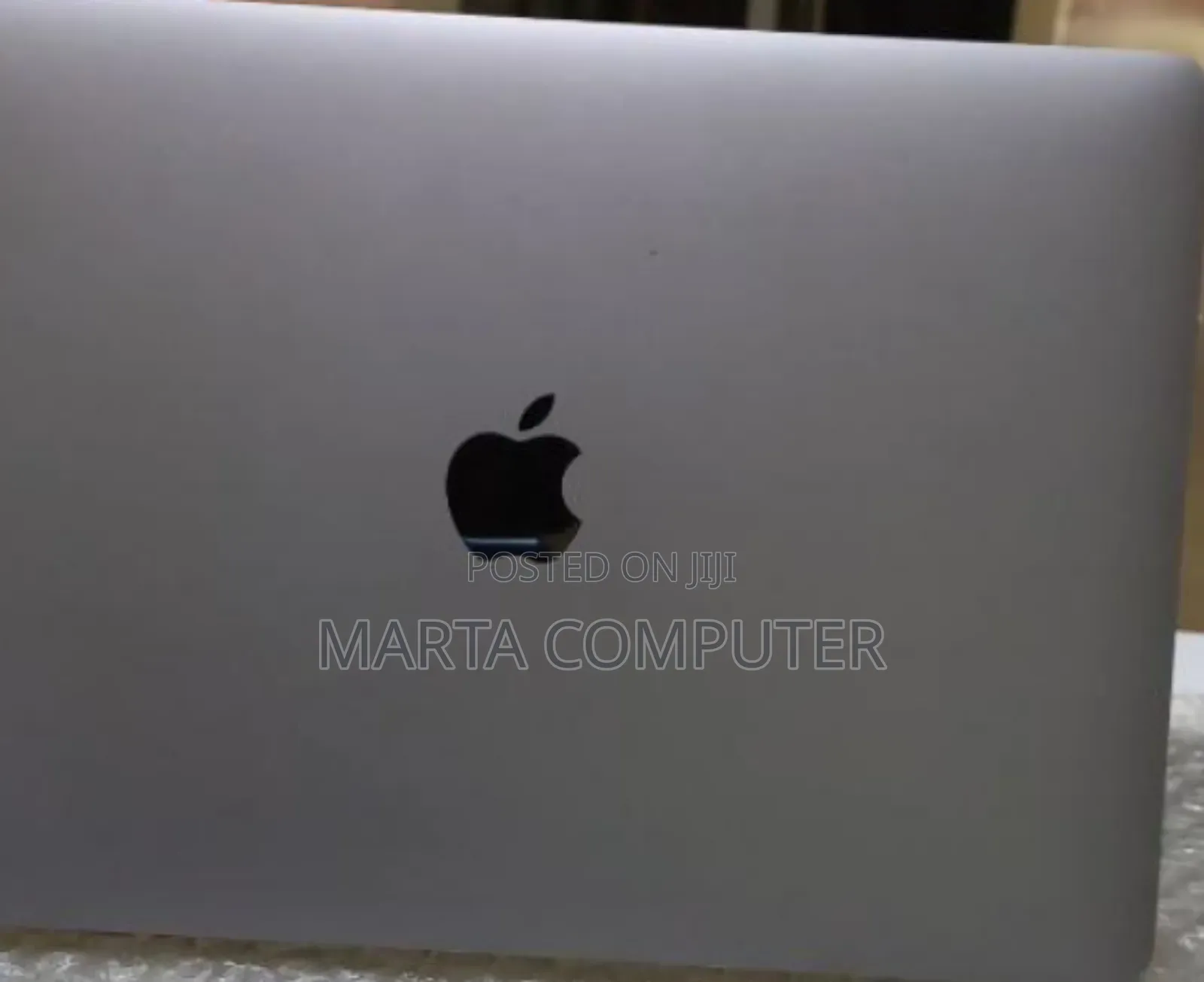 New Laptop Apple MacBook Pro M1 8GB Apple M1 SSD 256GB