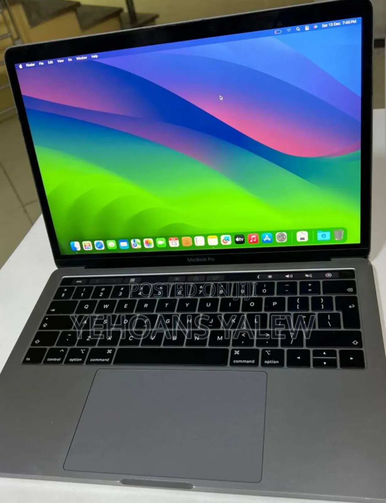 New Laptop Apple MacBook Pro 2019 8GB Intel Core i5 SSD 128GB