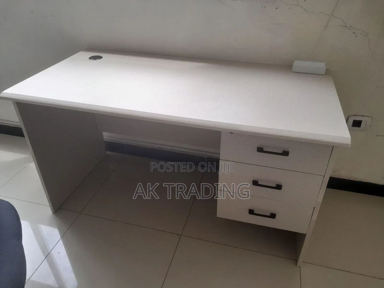 Office Table Size 120*60*70