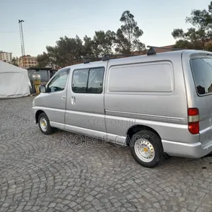 Toyota HiAce 2008 Silver