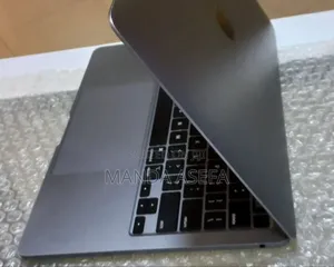 New Laptop Apple MacBook Pro M1 8GB Apple M1 SSD 256GB