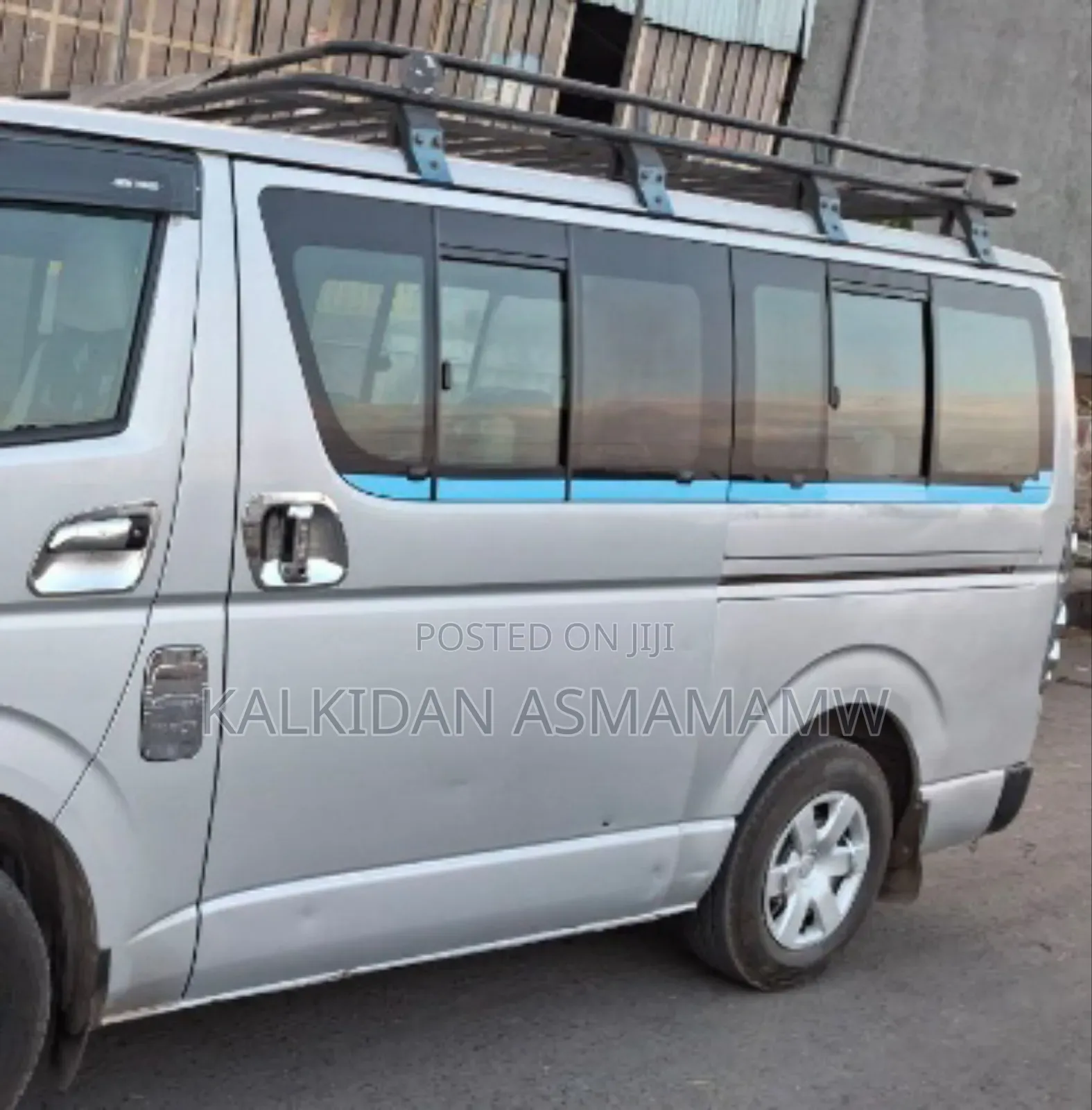 Toyota HiAce 2006 Silver