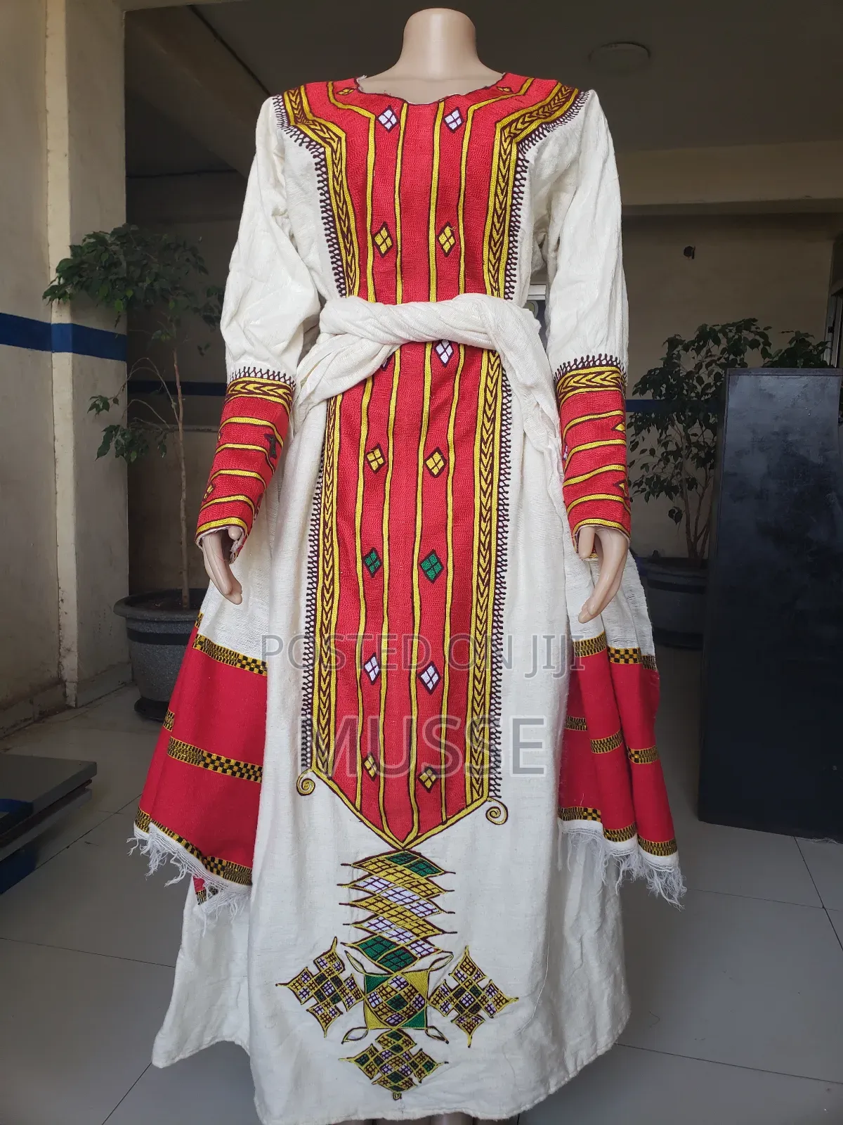 የ ተለያዩ የፈትል ቀሚሶች በትዛዝ