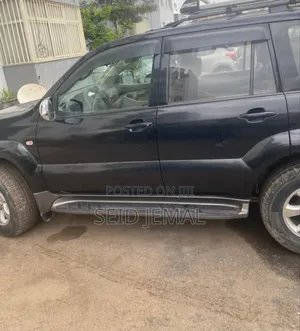 Toyota Land Cruiser Prado 2007 Black