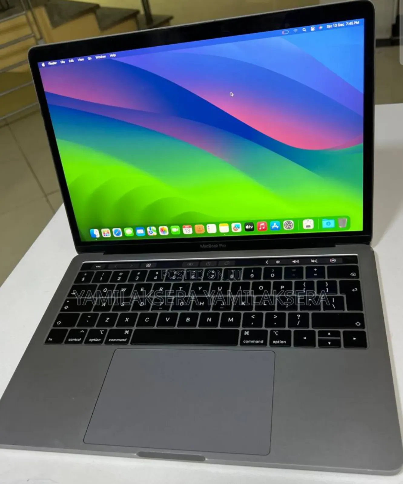 New Laptop Apple MacBook Pro 2019 8GB Intel Core I5 SSD 128GB