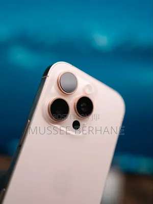 Photo - New Apple iPhone 16 Pro 256 GB