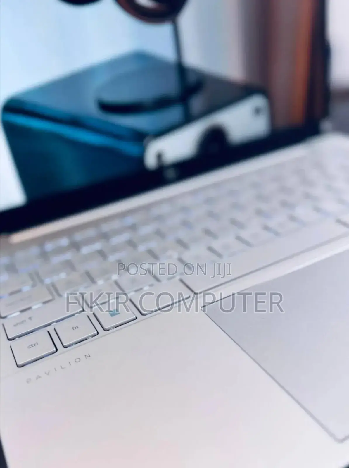 New Laptop HP Pavilion 10 16GB Intel Core I5 SSD 512GB