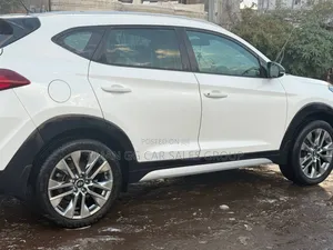Hyundai Tucson 2018 White