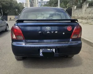Toyota Platz 2001 Blue