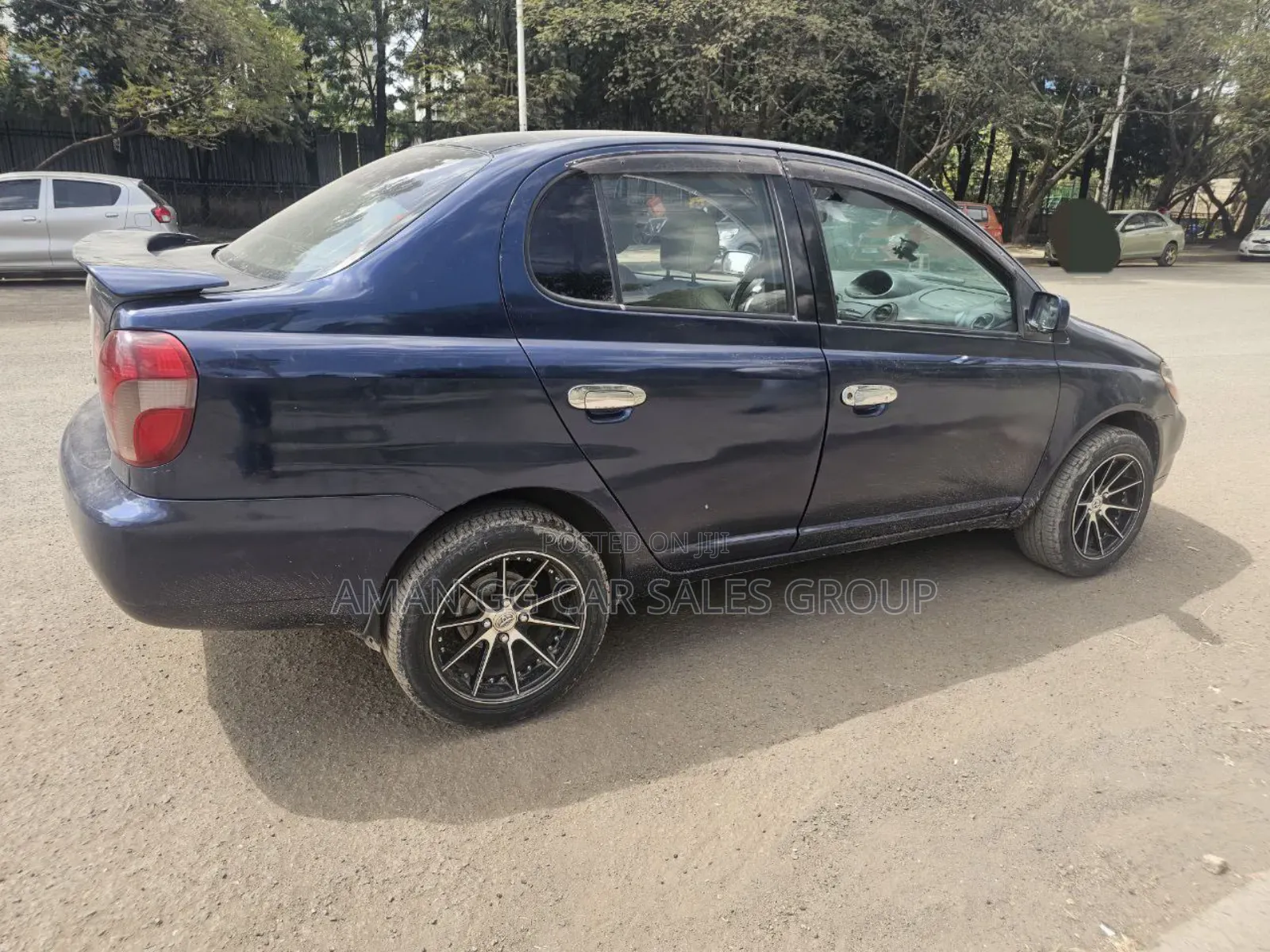 Toyota Platz 2001 Blue