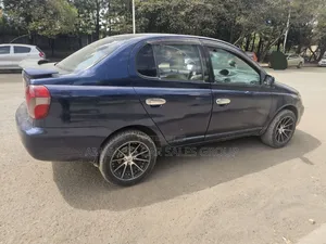 Toyota Platz 2001 Blue