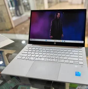 New Laptop HP Pavilion 14 16GB Intel Core I5 SSD 1T