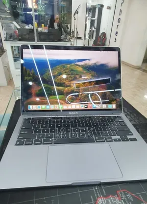 New Laptop Apple MacBook Pro 2022 M2 8GB Apple M2 SSD 256GB