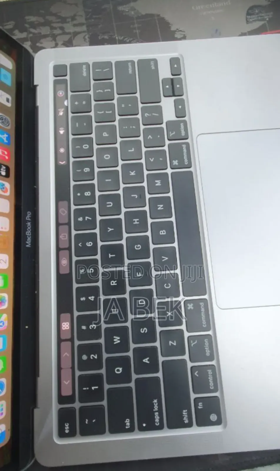 New Laptop Apple MacBook Pro 2022 M2 8GB Apple M2 SSD 256GB