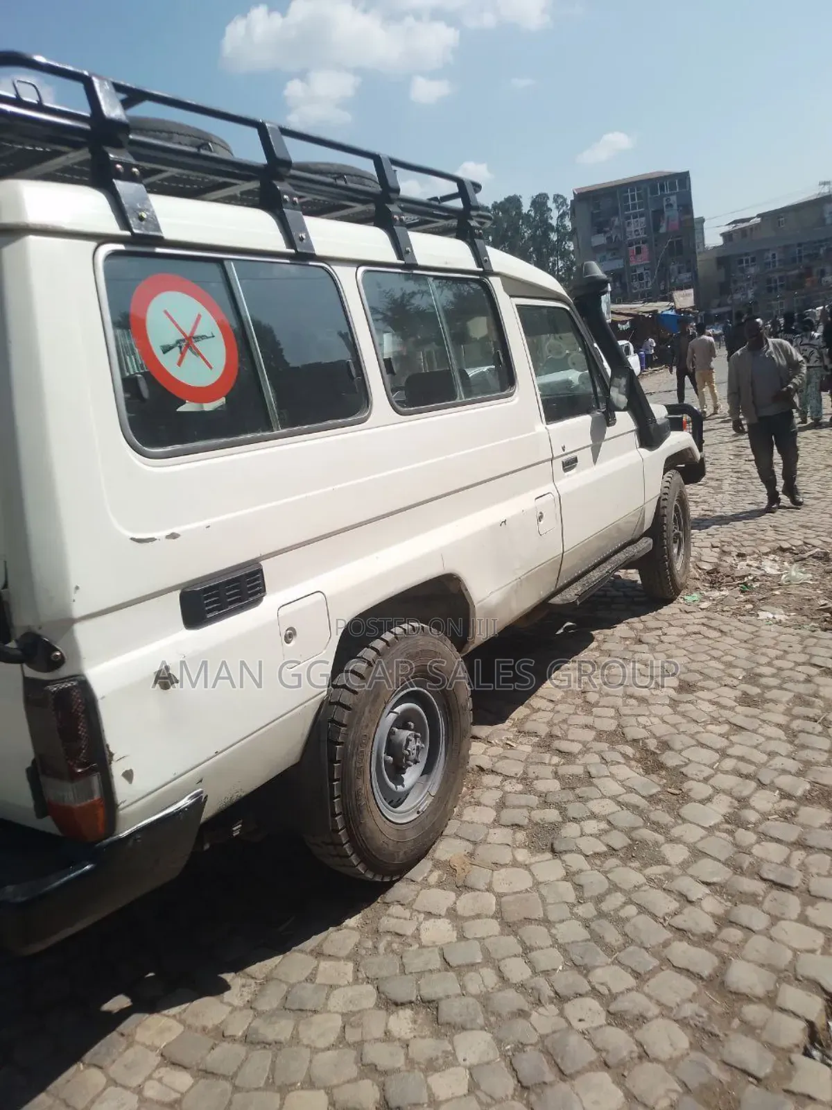 Toyota Land Cruiser 2009 White