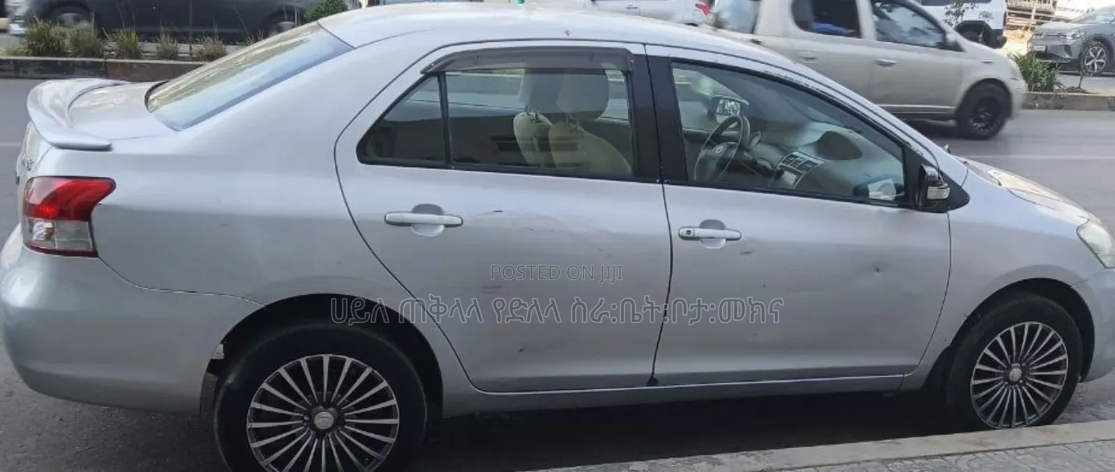 Toyota Yaris 2010 Silver